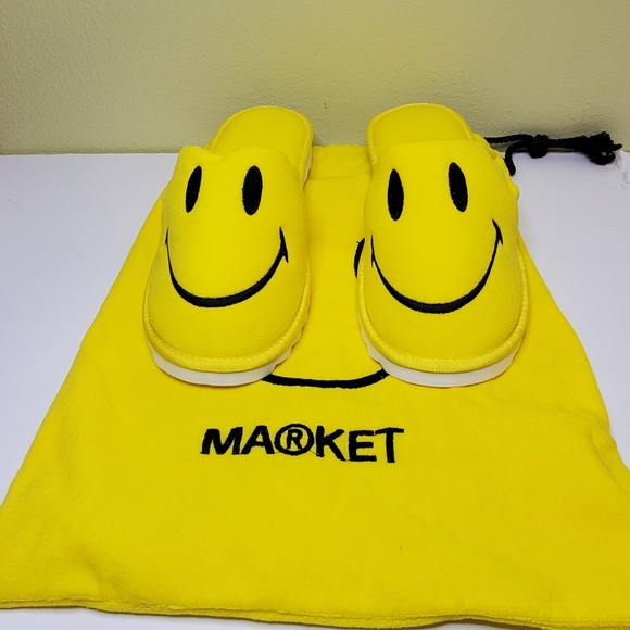 Market Smiley Slippers New In Bag Yellow Happy Vintage 1971 NEW! - Picture 2 of 8